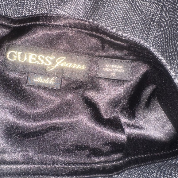 A 3 piece stylish suite Guess skirt pants and vest - Picture 4 of 10